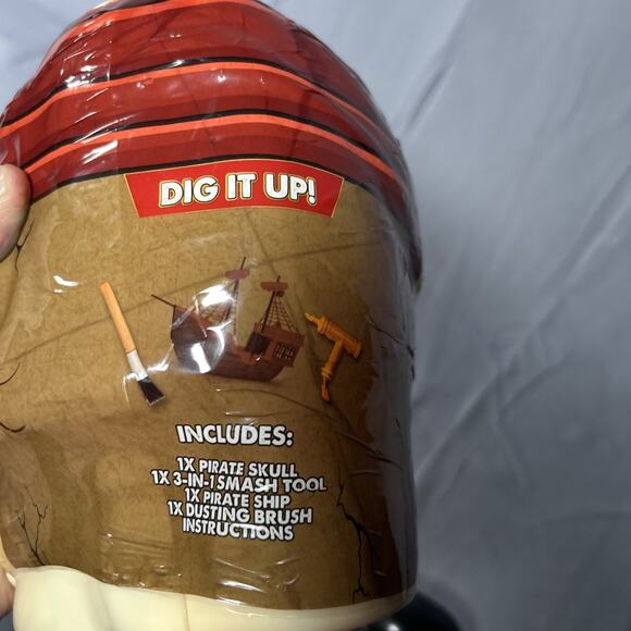 Dig & Create Pirate Skull. Dig Discover & Build a Pirate Ship - Picture 5 of 9
